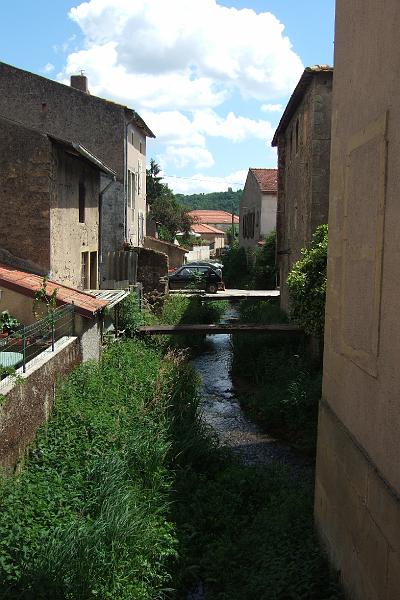 3-7-07 Noveant-sur-Moselle.JPG - ... und kleinen Wasserläufen